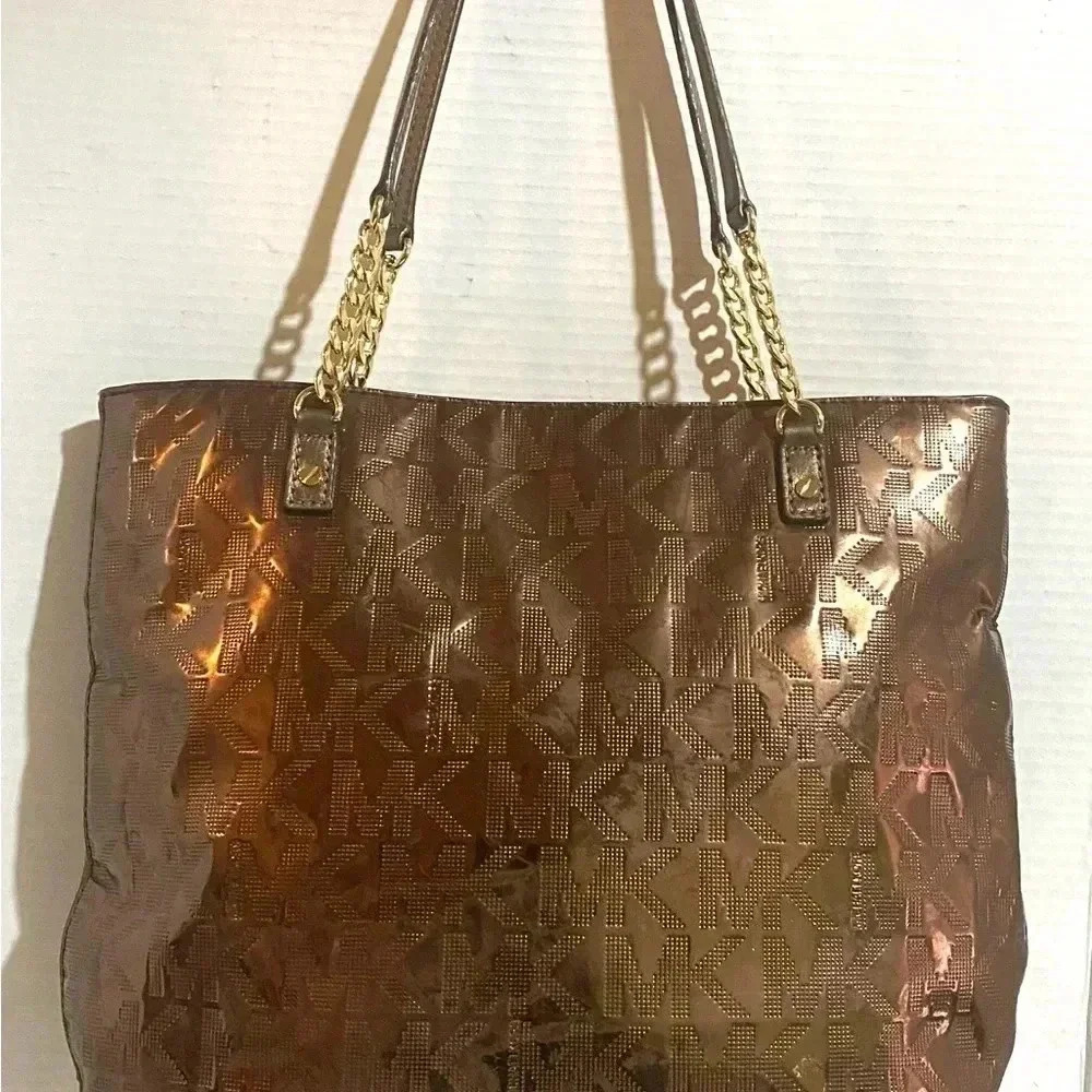 Michael Kors MK signature cocoa metallic tote handbag - Picture 2 of 8